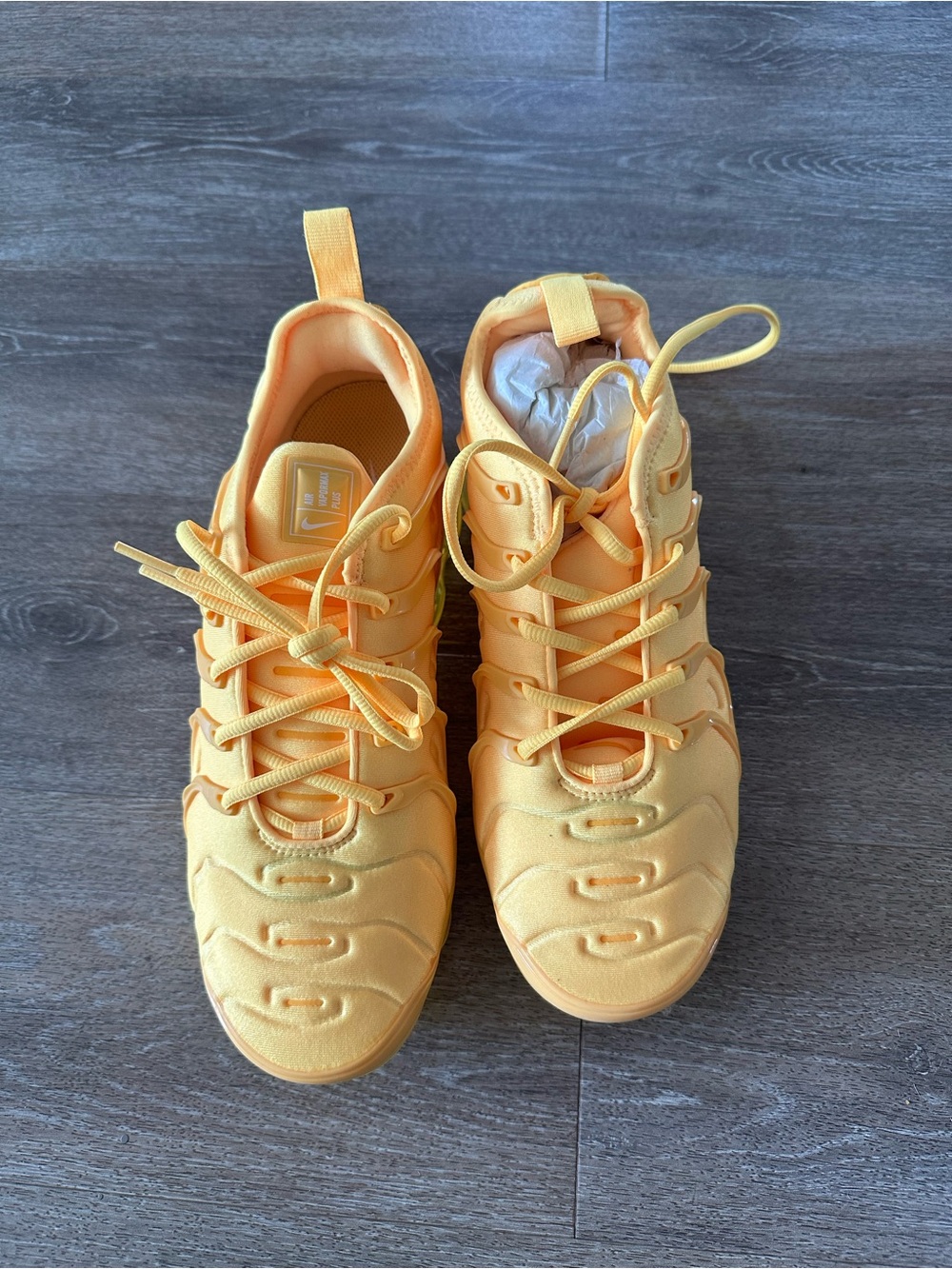 Like new Nike Women's yellow Air Vapormax Sneakers 9.5